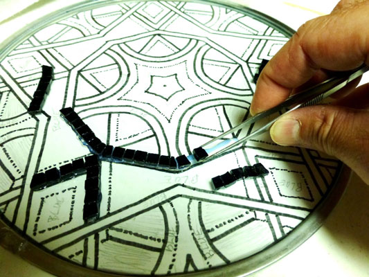 mosaic art glue - آشنایی با مقدمات هنر معرق کاشي